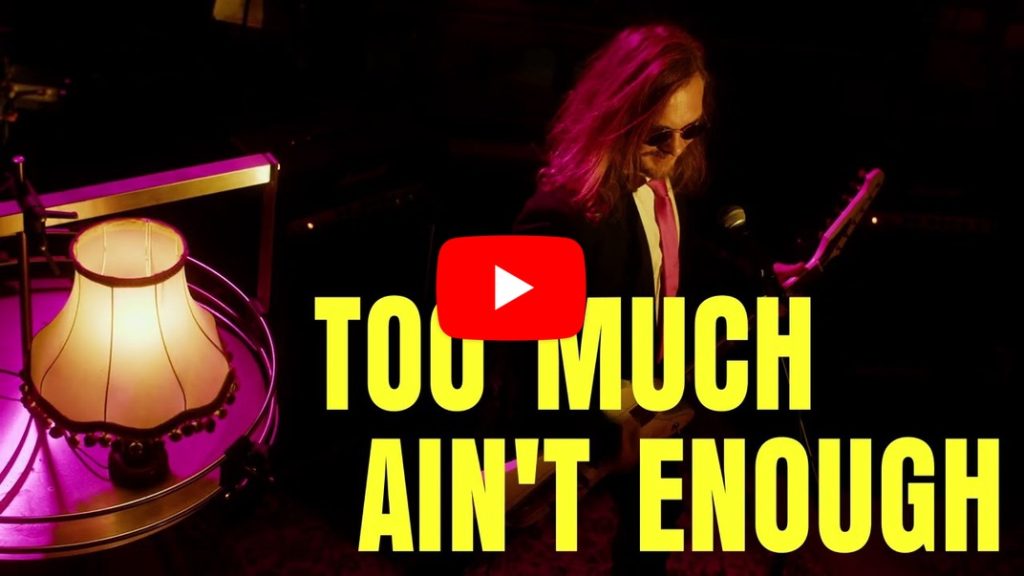 CRITICAL PINT – Too Much Ain’t Enough lleva al videoclip una relación al límite