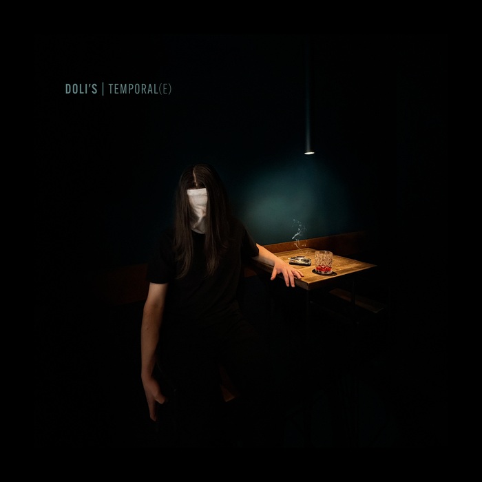 DOLI’S – TEMPORAL(E) recorre una ruptura en 14 canciones conectadas