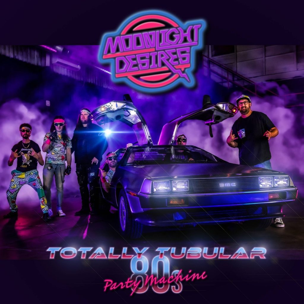 MOONLIGHT DESIRES – Totally Tubular 80’s Party Machine reúne siete versiones y presenta a Jay Ziebarth como voz principal